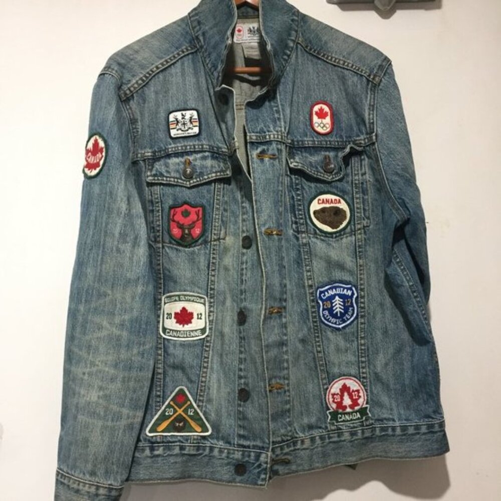 TEAM CANADA 2012 OLYMPIC DENIM JACKETS SIZE M SIZE XS